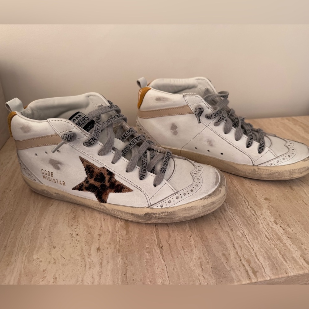 Mid star women’s 35 leopard shoes